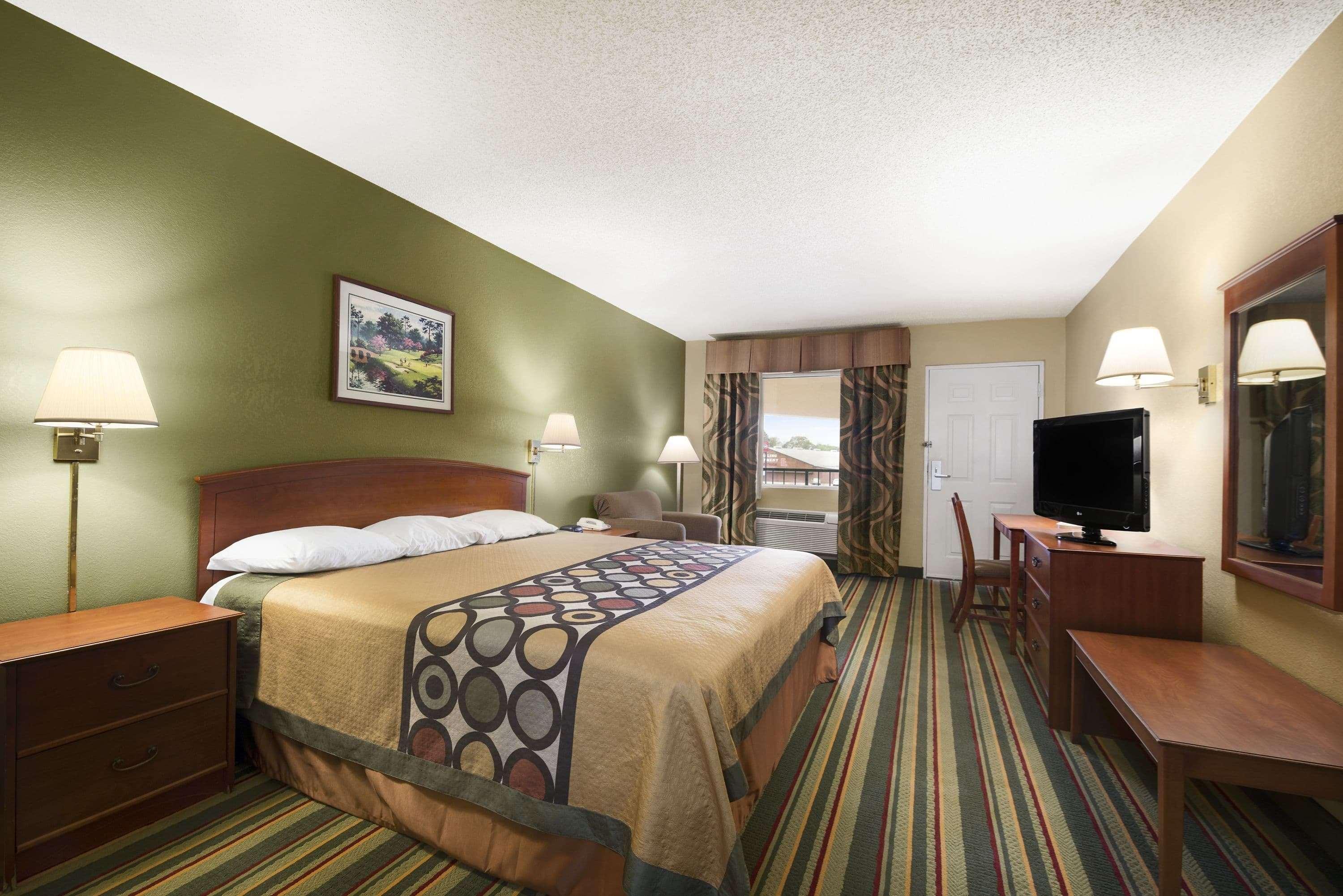 Super 8 By Wyndham Meridian Esterno foto