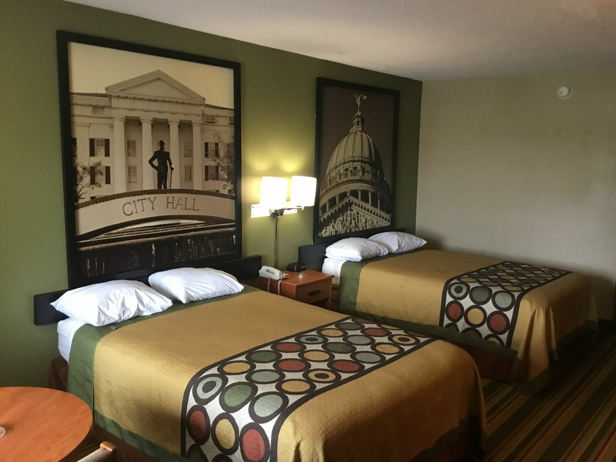 Super 8 By Wyndham Meridian Esterno foto